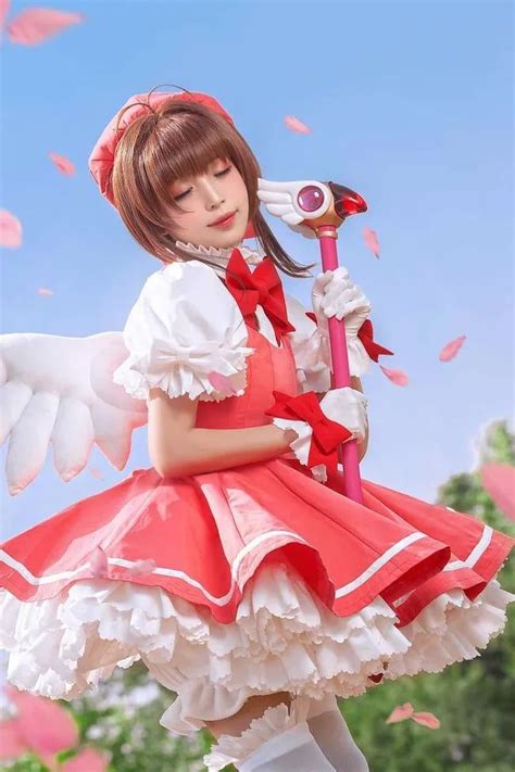 木之本樱cos：魔卡少女樱红白战斗服 童年女神！腾讯新闻