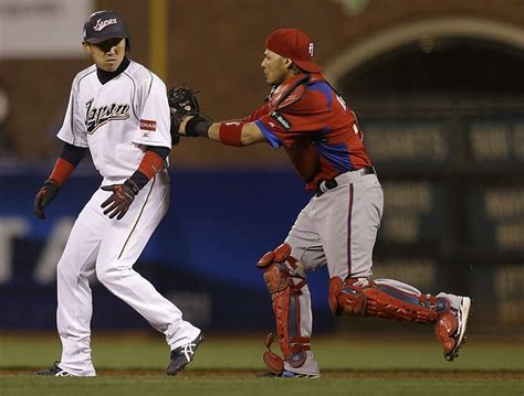 Puerto Rico Tops Japan In Wbc Semifinal