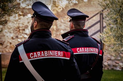 Aggredisce La Compagna Con Calci E Pugni E La Minaccia Di Morte