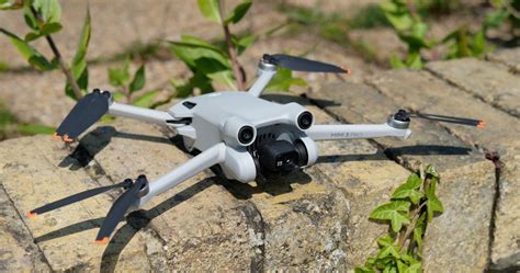 DJI Phantom 2 Review: The Evolution of DJI's Phantom Series