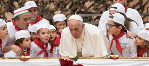 Noël les 3 conseils du pape aux parents pour préserver la joie des