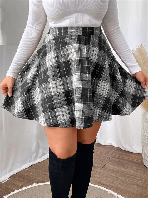 SHEIN Essnce Plus Plaid Flare Skirt SHEIN UK