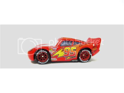 Hobby Box Disney Pixar Cars Hot Wheels