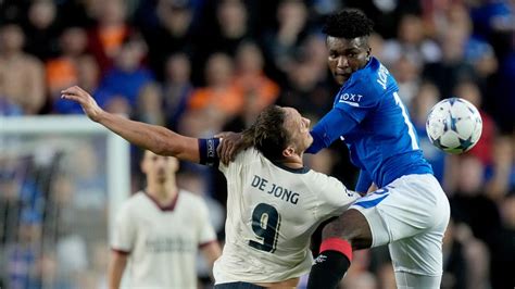 Rangers E Psv Empatam Em A Nos Playoffs Da Champions Veja Os