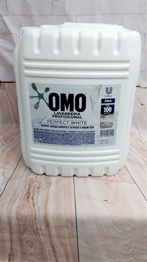 Lava roupas líquido profissional perfect white 7l Omo MercadoLivre