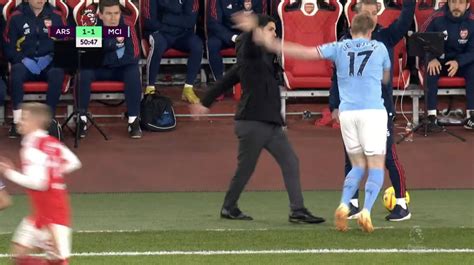 Afcstuff On Twitter Mikel Arteta Tackles Kevin De Bruyne Inside His