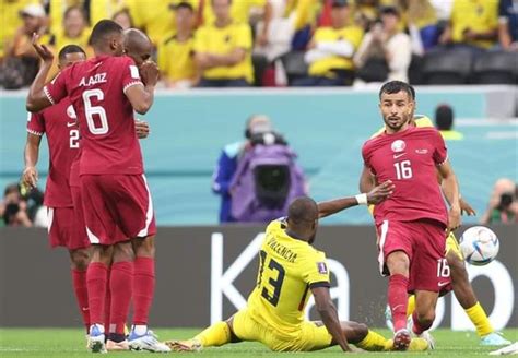 موعد والقنوات الناقلة ومعلق مباراة قطر والسنغال اليوم في كأس العالم قطر