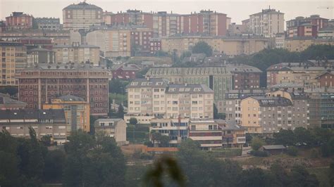 El Humo Por El Incendio De Ribas De Sil Llega Hasta La Ciudad De Lugo