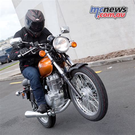 Suzuki Tu250x Review Retro Nimble City 250 Lams Motorcycle News