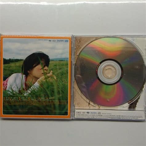 黃湘怡 Stella 音樂甜心 等 台灣紙盒精裝版 CD 勇敢事件 VCD 私人吉他創作手稿 2001年 新力發行 Yahoo奇摩拍賣