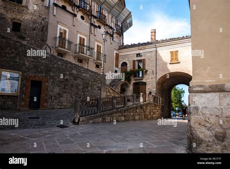 Borghi Piu Belli Ditalia Immagini E Fotografie Stock Ad Alta