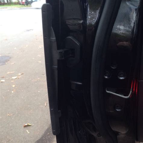 Защитные кромки дверей — Ford Focus Hatchback III, 1,6 л, 2012 года ...