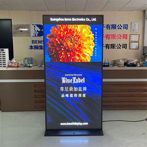 Vertical Giant Outdoor Led Screen Panel Wall Video Advertising Display