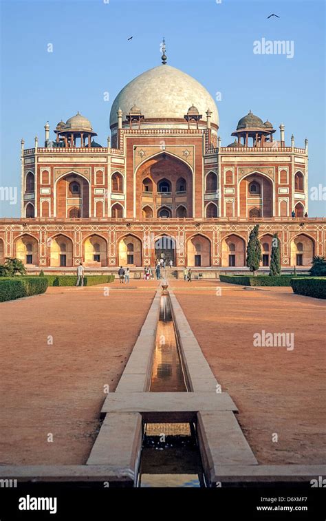 Humayun Tomb Delhi Hi Res Stock Photography And Images Alamy