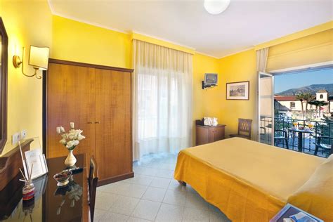 Hotel Ascot, Sorrento, Sorrento and Amalfi Coast - Italy Holidays from ...