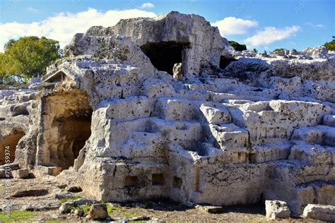 Alleged Tomb Of Archimedes In Syracuse Remnant Of A Necropolis Of The