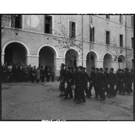 Imagesd Fense D Fil Des Enfants De Troupe De L Ecole Militaire