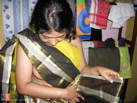 FEMMES FROM CALCUTTA ZB Porn