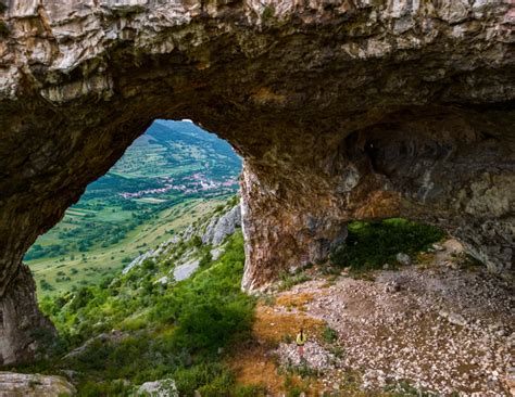 circuit piatra secuiului grota studentilor cetatea trascau