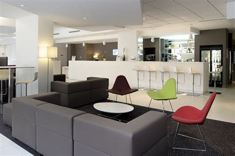 HOLIDAY INN EXPRESS LILLE CENTRE, AN IHG HOTEL - Updated 2023 (France)