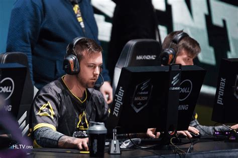 Zmiany W Godsent Esportway Pl