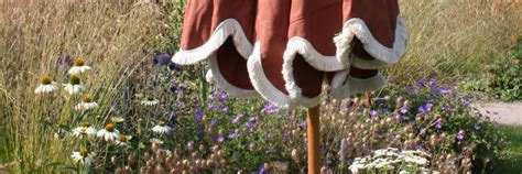 Luxury wooden garden parasols, sewn in the UK | Plia Parasols