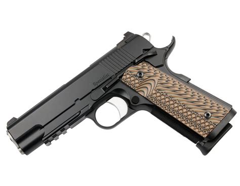 Dan Wesson Specialist Commander Acp Black Top Gun Supply