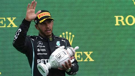 Hamilton Breaks Silence On Ferrari Move