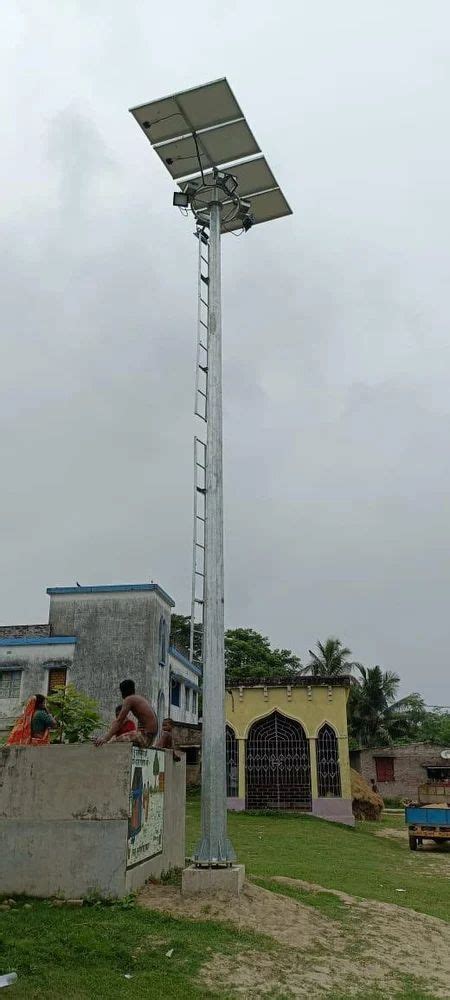 Round Solar High Mast Lighting Pole For Outdoor M At Piece