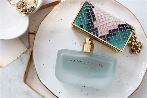 Marc Jacobs Decadence Eau So Decadent Reviews, Price, Coupons ...