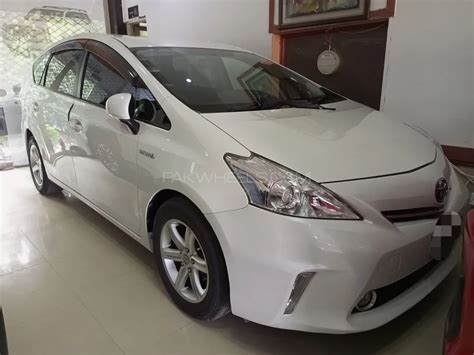 Toyota Prius Alpha For Sale In Islamabad Pakwheels