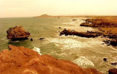 Gadani Beach Balochistan - Pakistan Travel Guide