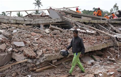 Indonesia Eleva Cifra A 268 Muertos Tras Sismo De 56 Diario Libre