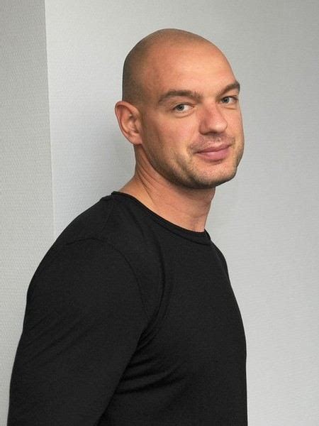 Андрей Марков биография хоккеиста, фото, личная жизнь и его жена 2025 ...