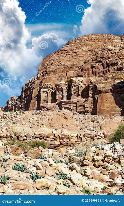 Ruins of the Ancient City of Petra Editorial Photo - Image of canyon ...