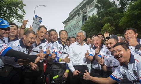 Cubaan Tujuh Kosongkan Kerusi Hanya Khabar Angin Ahmad Zahid