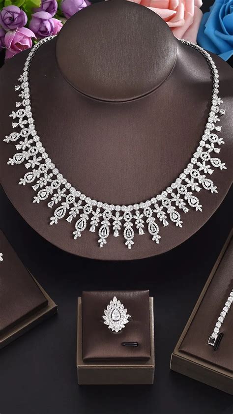 Cubic Zirconia Big Wedding Banquet Necklace Dubai White Gold Bridal