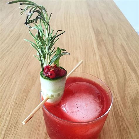 Best Unique Cocktail Garnish Ideas Images On Pinterest Drinks