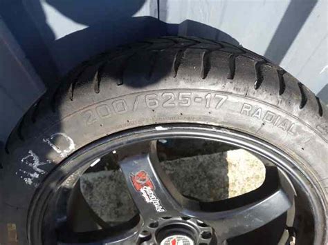 4 Pneus Pirelli Pzero Re7 Retailler 17 Pouces Pièces Et Voitures De