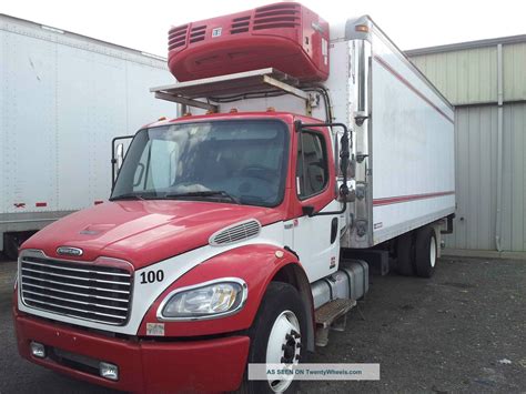 2007 Freightliner Business Class M2 106