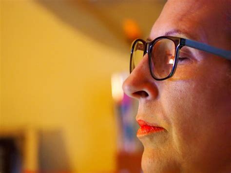 Premium Photo Side View Of Mature Woman Wearing Eyeglasses