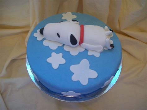 Snoopy Cake 250 • Temptation Cakes Temptation Cakes