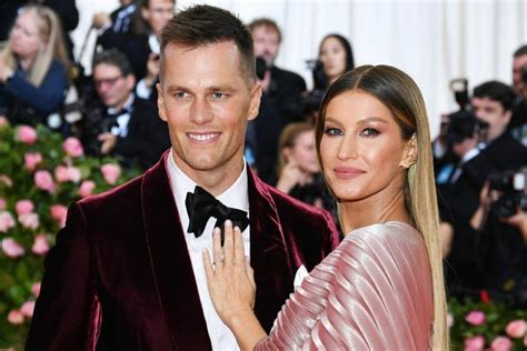 Após entrevista de Gisele Bündchen Tom Brady fala em suportar a