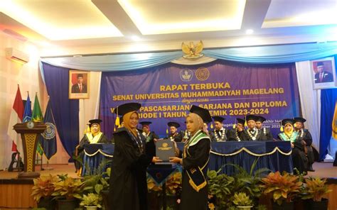 Unimma Luluskan Wisudawan Rektor Bukti Ketekunan Kerja Keras Dan