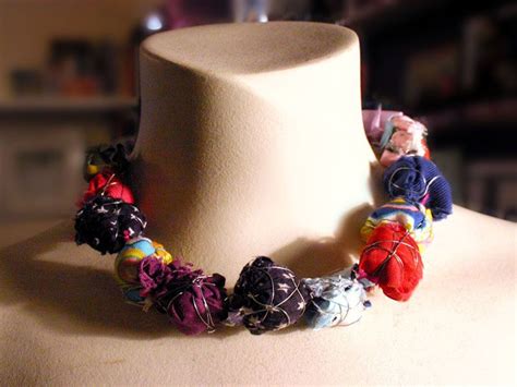 How To Make Fabric Jewelry Using Your Scraps