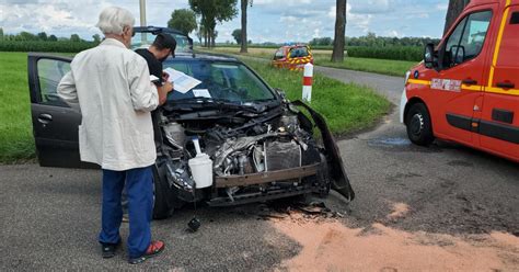 Faits Divers Colmar Collision Au Carrefour