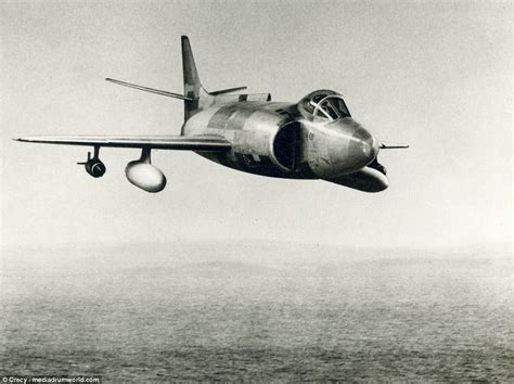 The Hidden Evolution Of Britains Fighter Jets Daily Mail Online