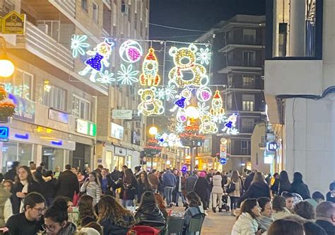 Comienza Oficialmente La Navidad En C Rdoba Im Genes Del Alumbrado