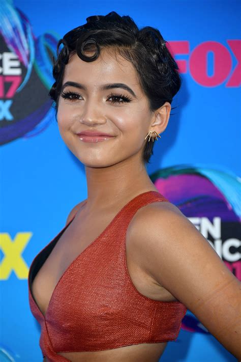 High Resolution Hottest Celebrities Celebs Isabela Moner Mode Chic