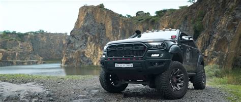 This Ford Everest With Ranger DNA Went to Off-Road Gym, Turned Into ...